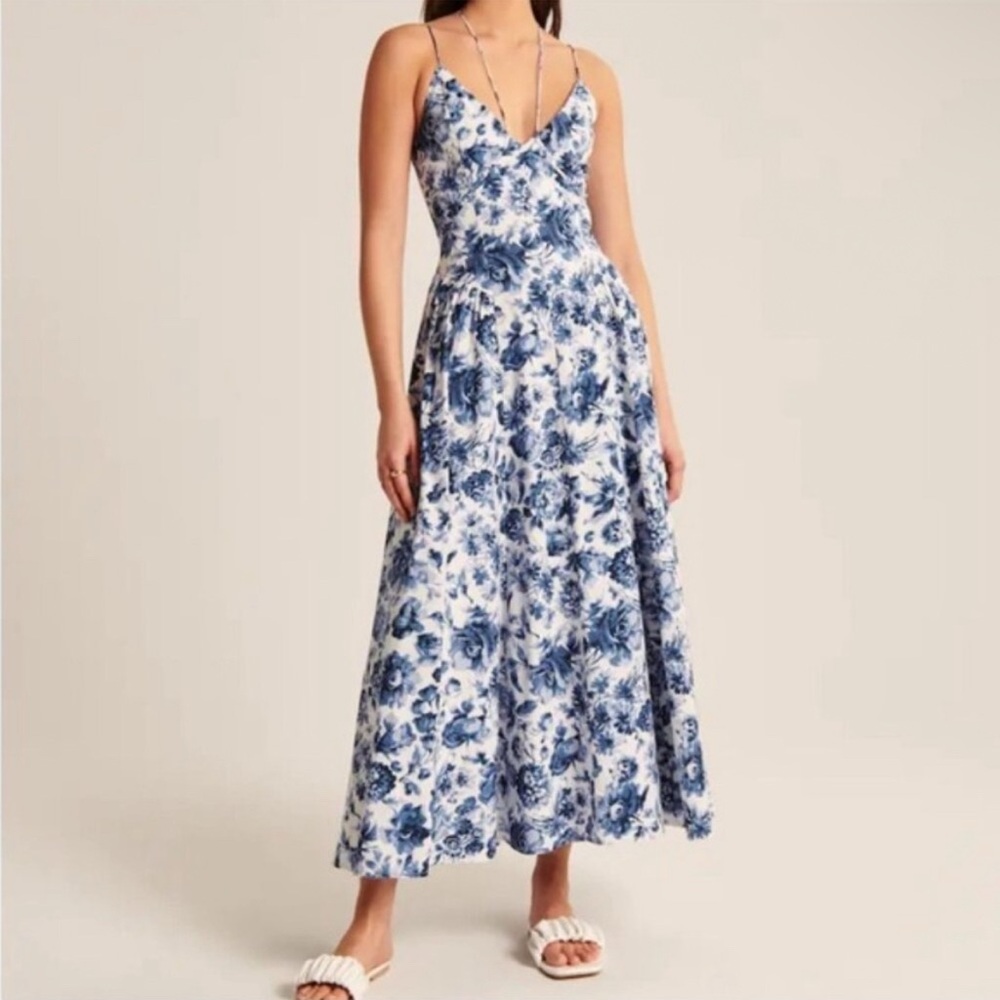 Abercrombie & Fitch Strappy Plunge Corset Maxi Dress